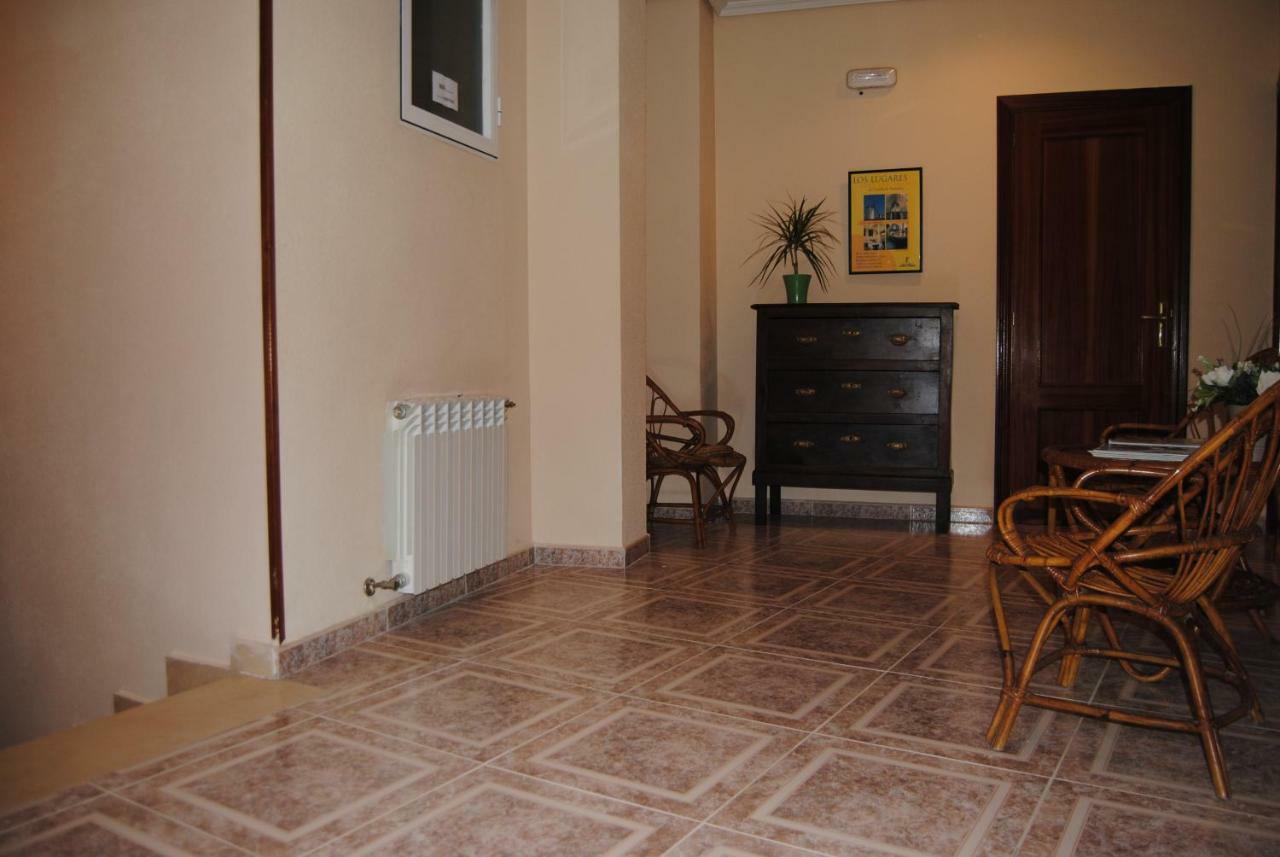 Hostal Avila Ocana  Exterior photo